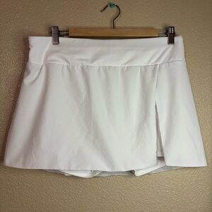 Fabletics Classic White Skort size L